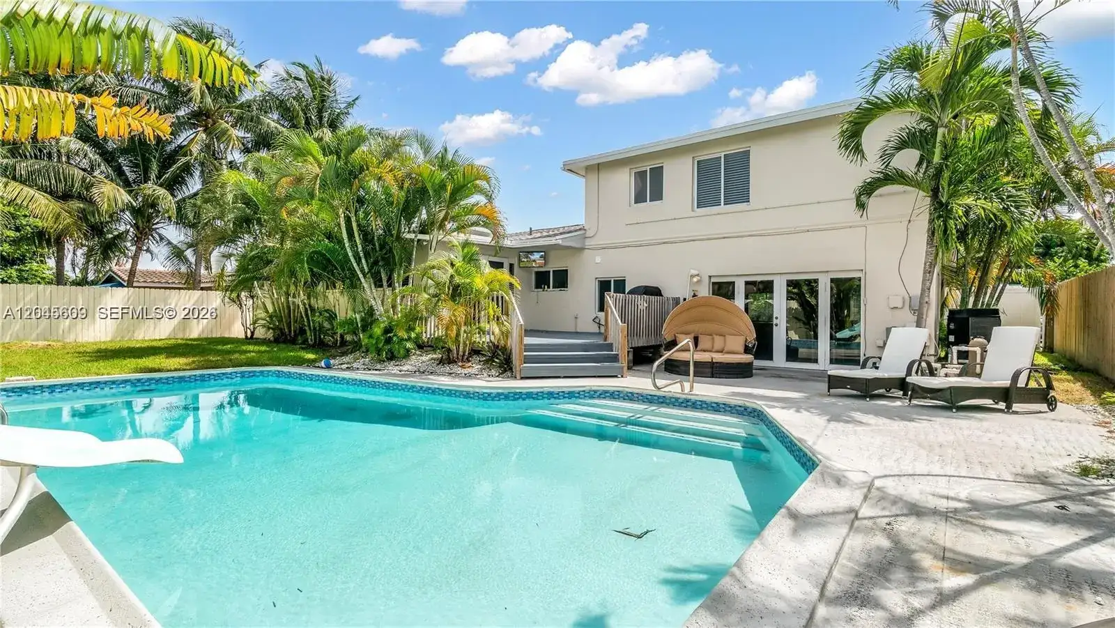5211 NE 17th Ave, Fort Lauderdale FL 33334 photo 2