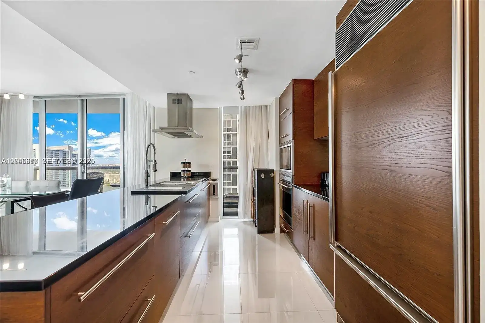 485 Brickell Ave # 3602, Miami FL 33131 photo 4