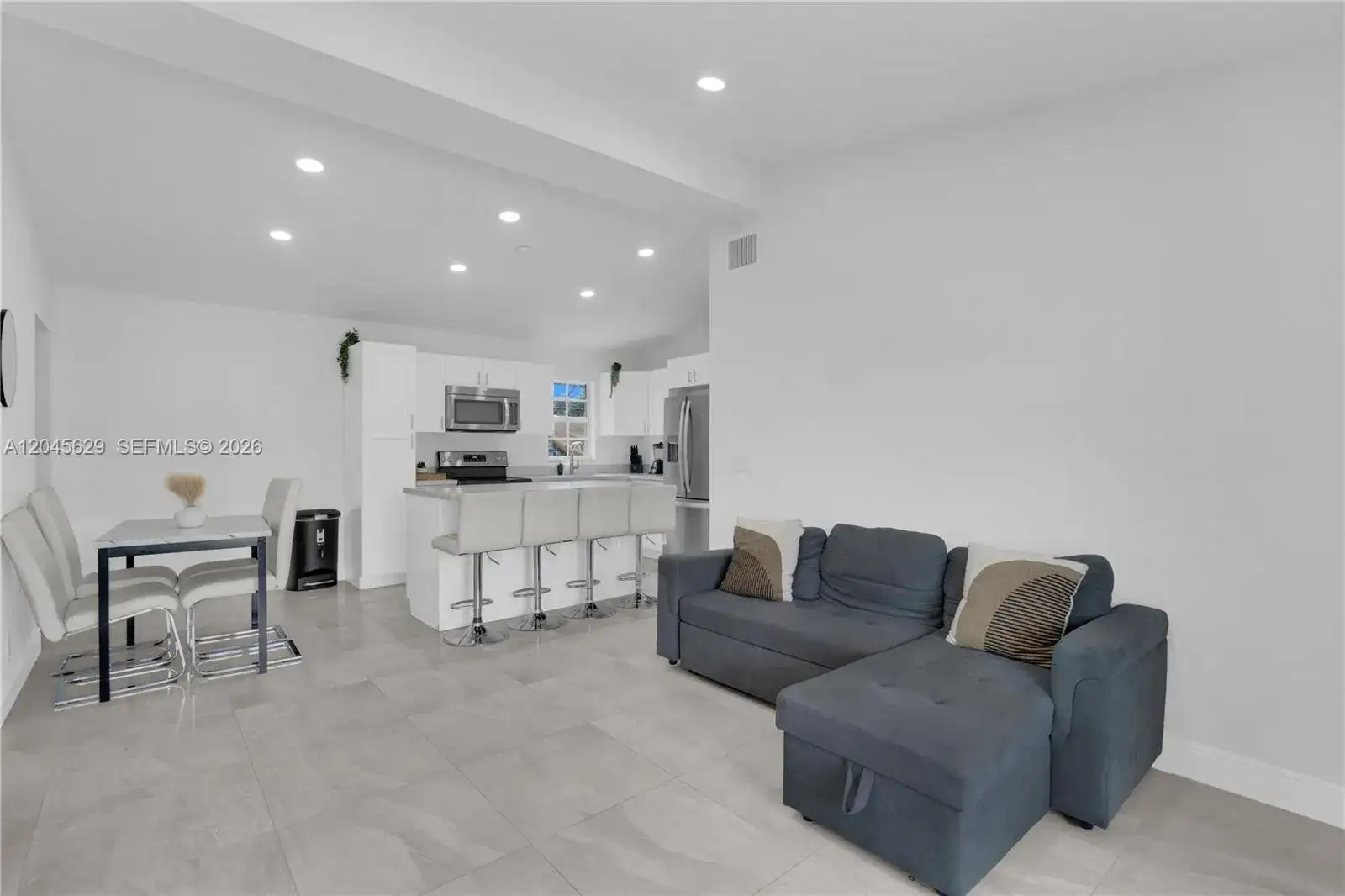 1016 SW 22nd Ter, Fort Lauderdale FL 33312 photo 5