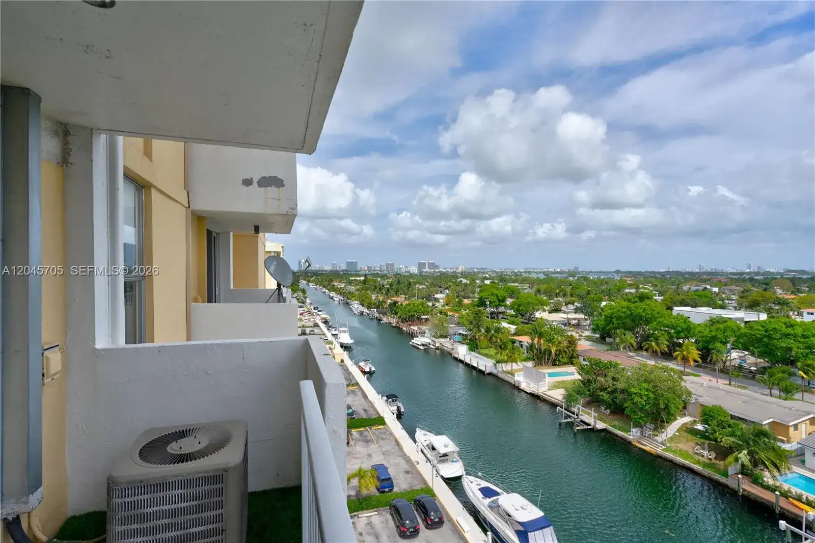 2000 NE 135th St # 908, North Miami FL 33181 photo 5