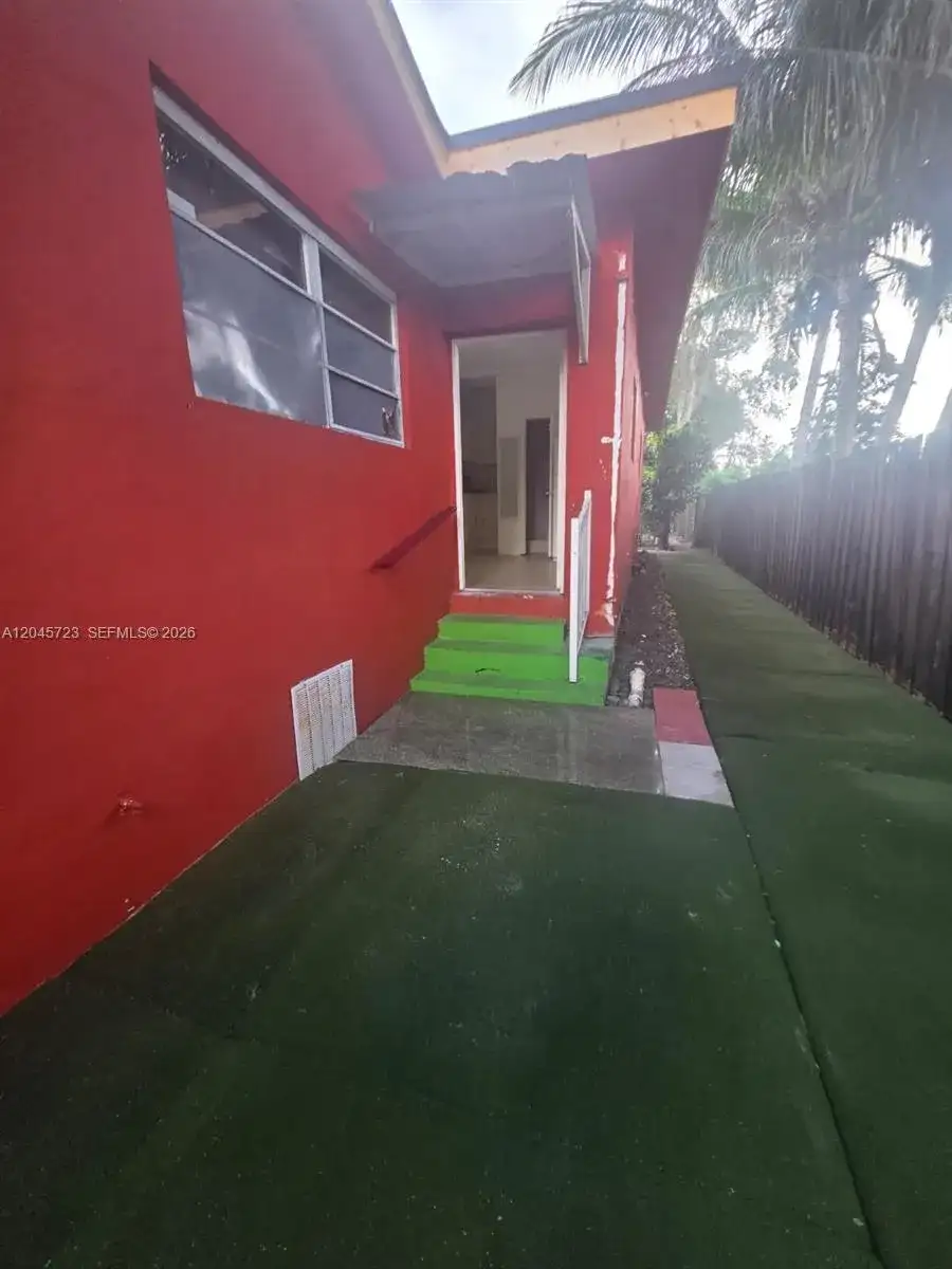 10861 NW 22nd Ct # 0, Miami FL 33167 photo 2