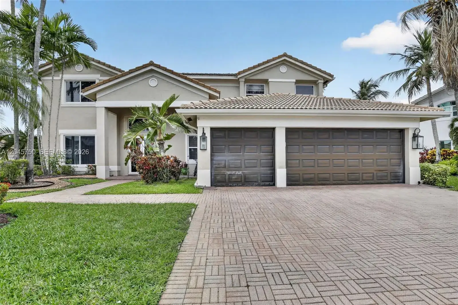 981 Waterside Cir, Weston FL 33327 photo 2