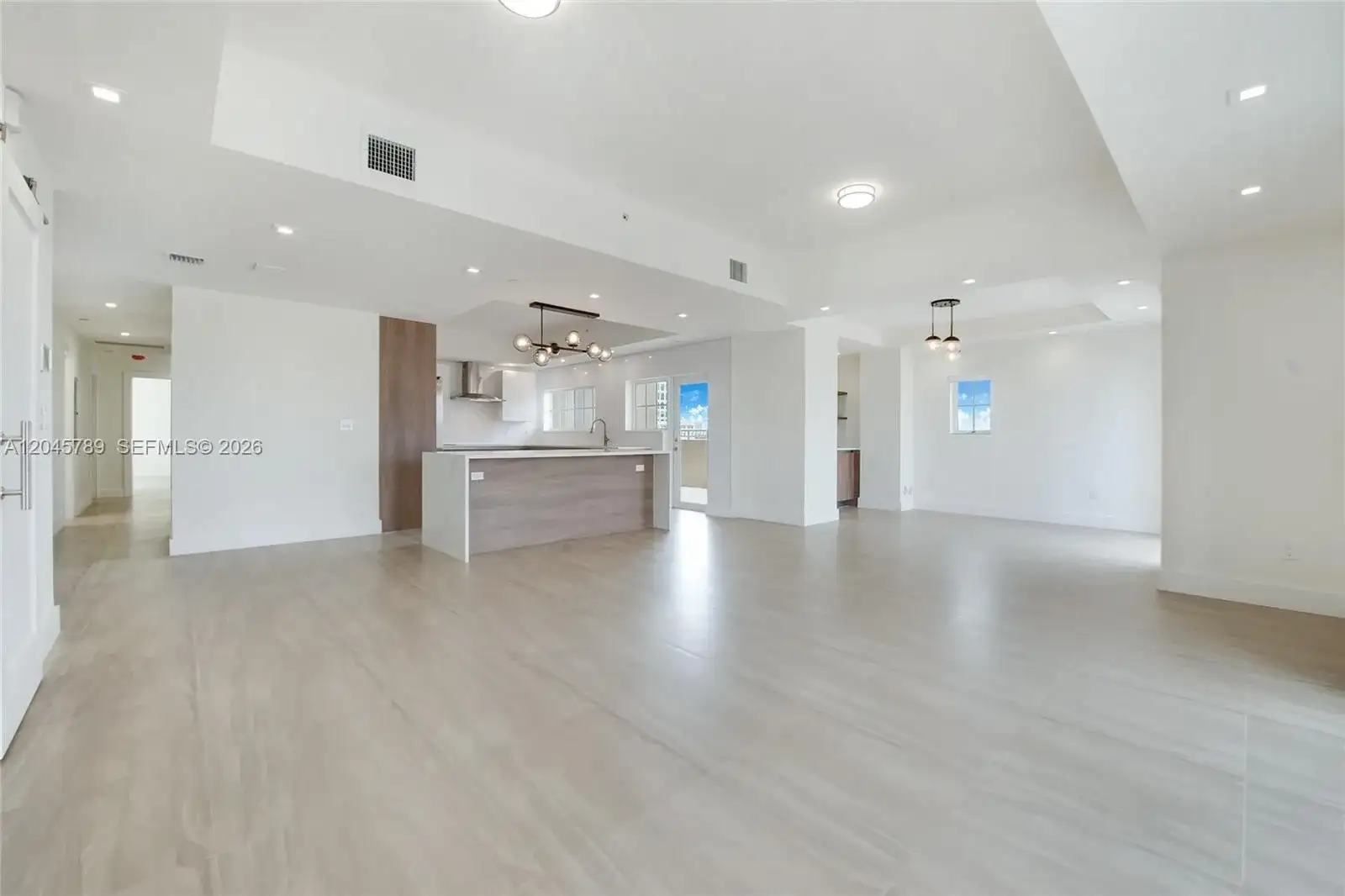 120 Salamanca Ave PH, Coral Gables FL 33134 photo 2