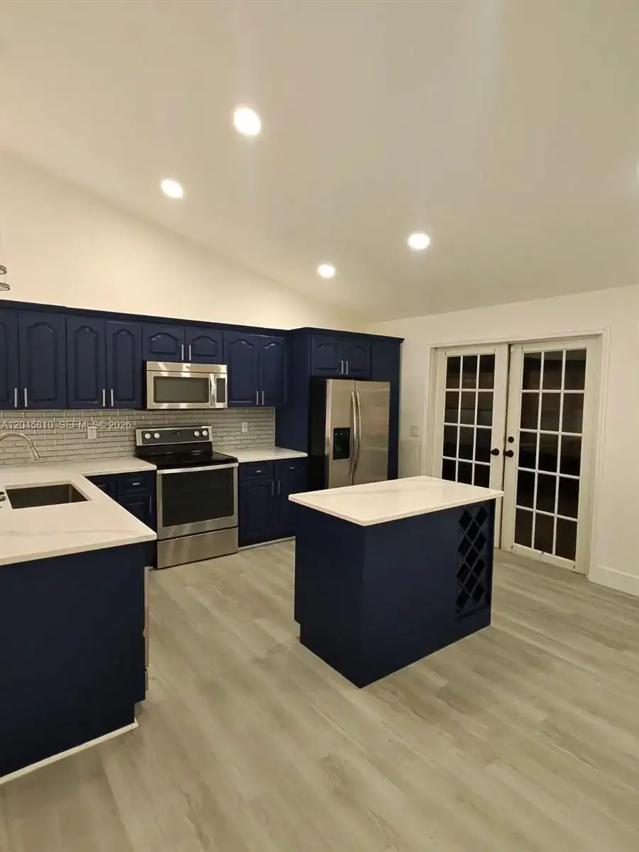1430 SW 85th Ter # 1430, Pembroke Pines FL 33025 photo 3