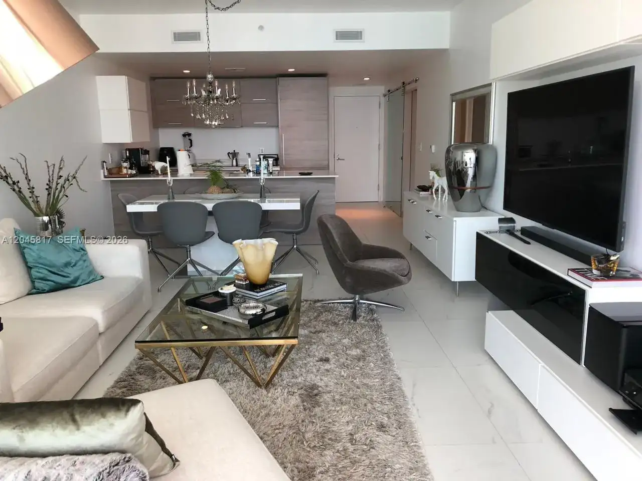 1300 S Miami Ave # 3703, Miami FL 33130 photo 2