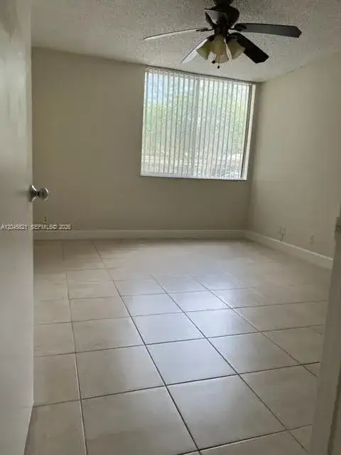 10717 Cleary Blvd # 111, Plantation FL 33324 photo 5
