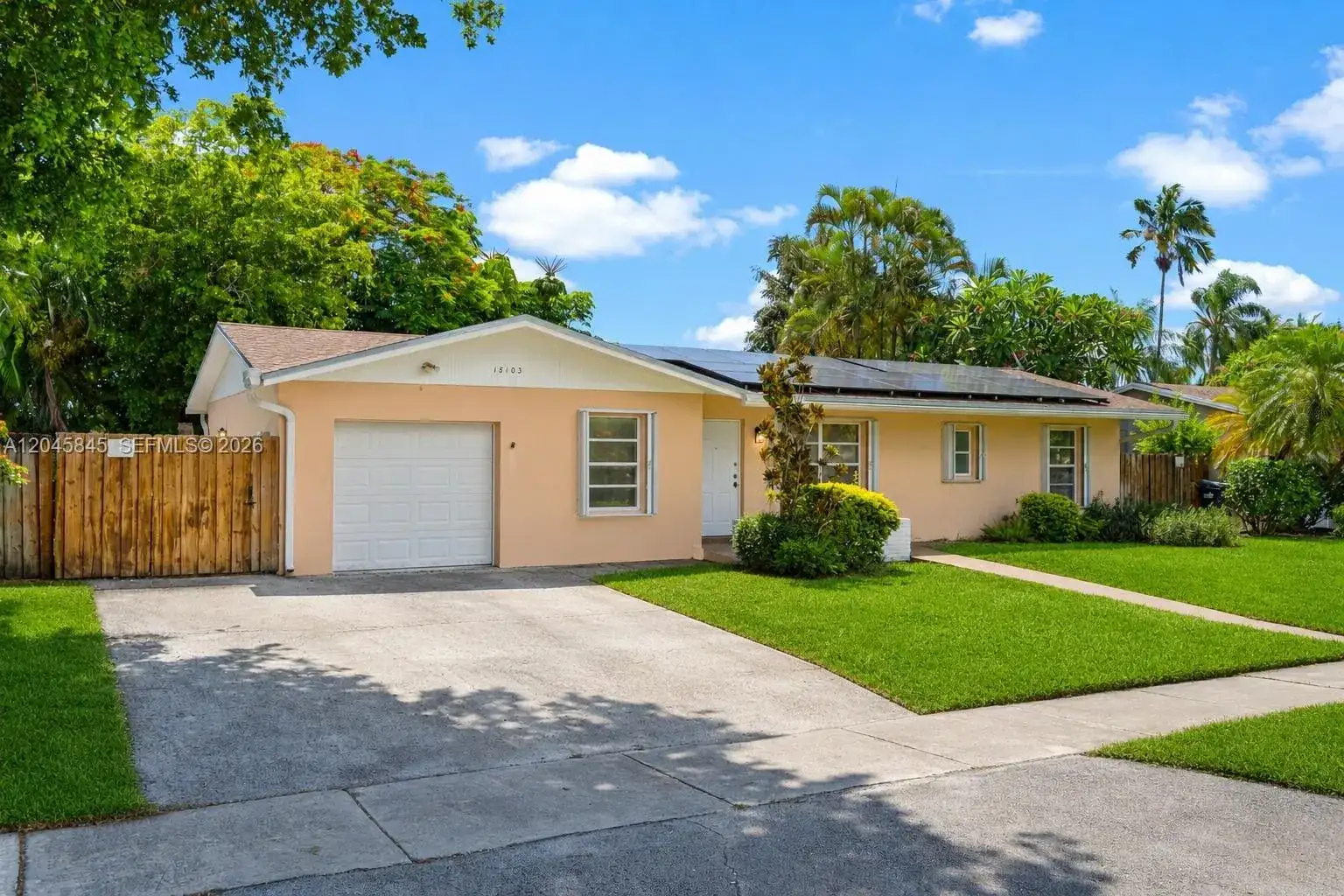 18103 SW 93rd Avenue, Palmetto Bay FL 33157 photo 3