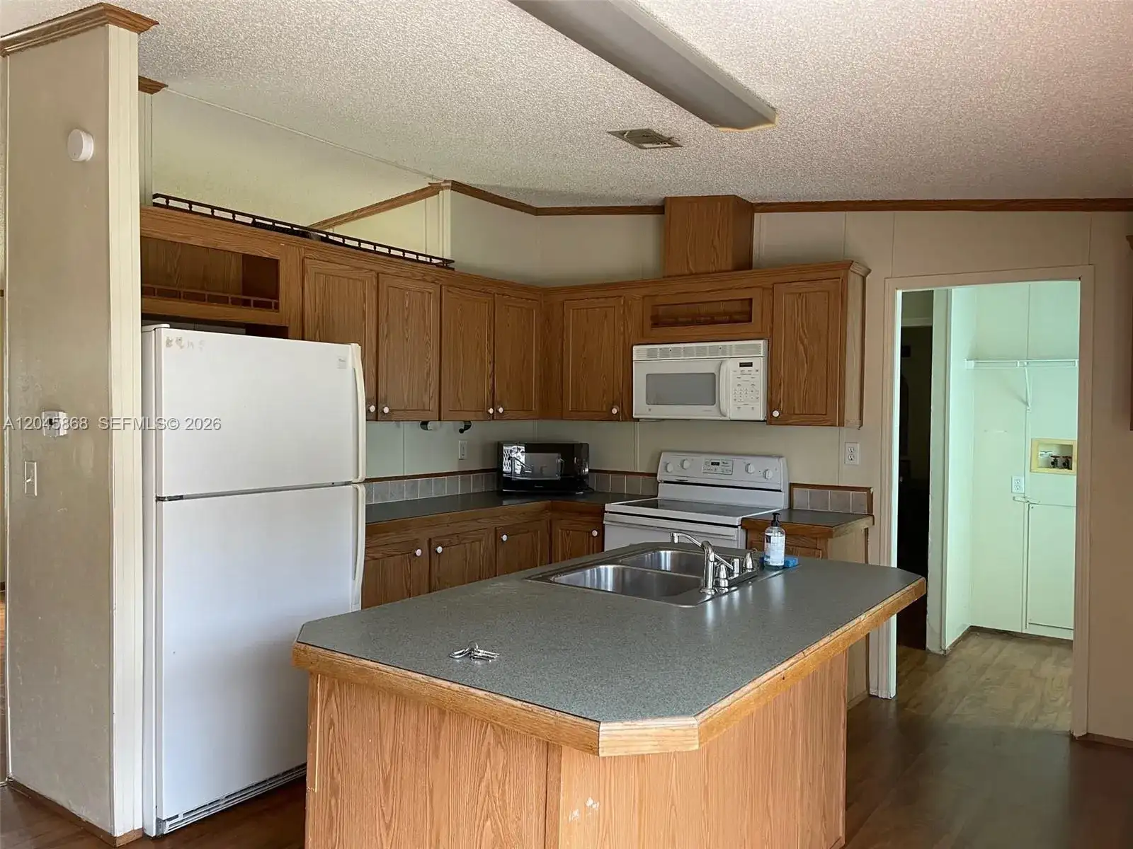 11864 Atlantic Cir # H, Boca Raton FL 33428 photo 4