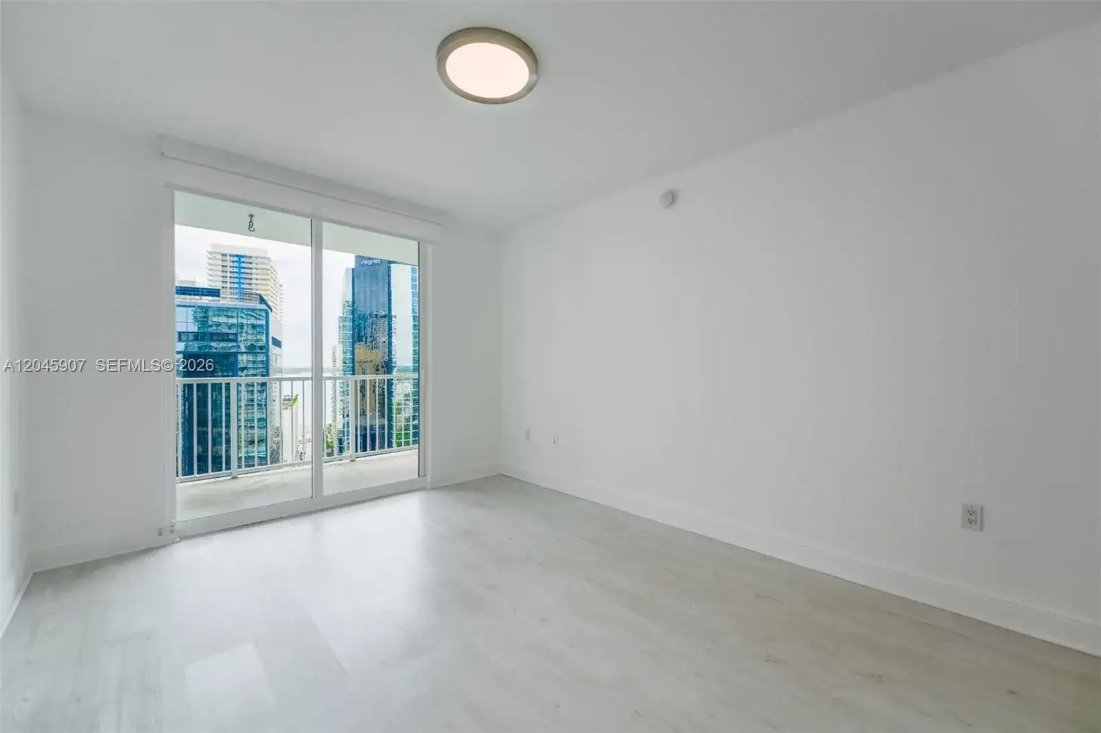 1250 S Miami Ave # 1906, Miami FL 33130 photo 3