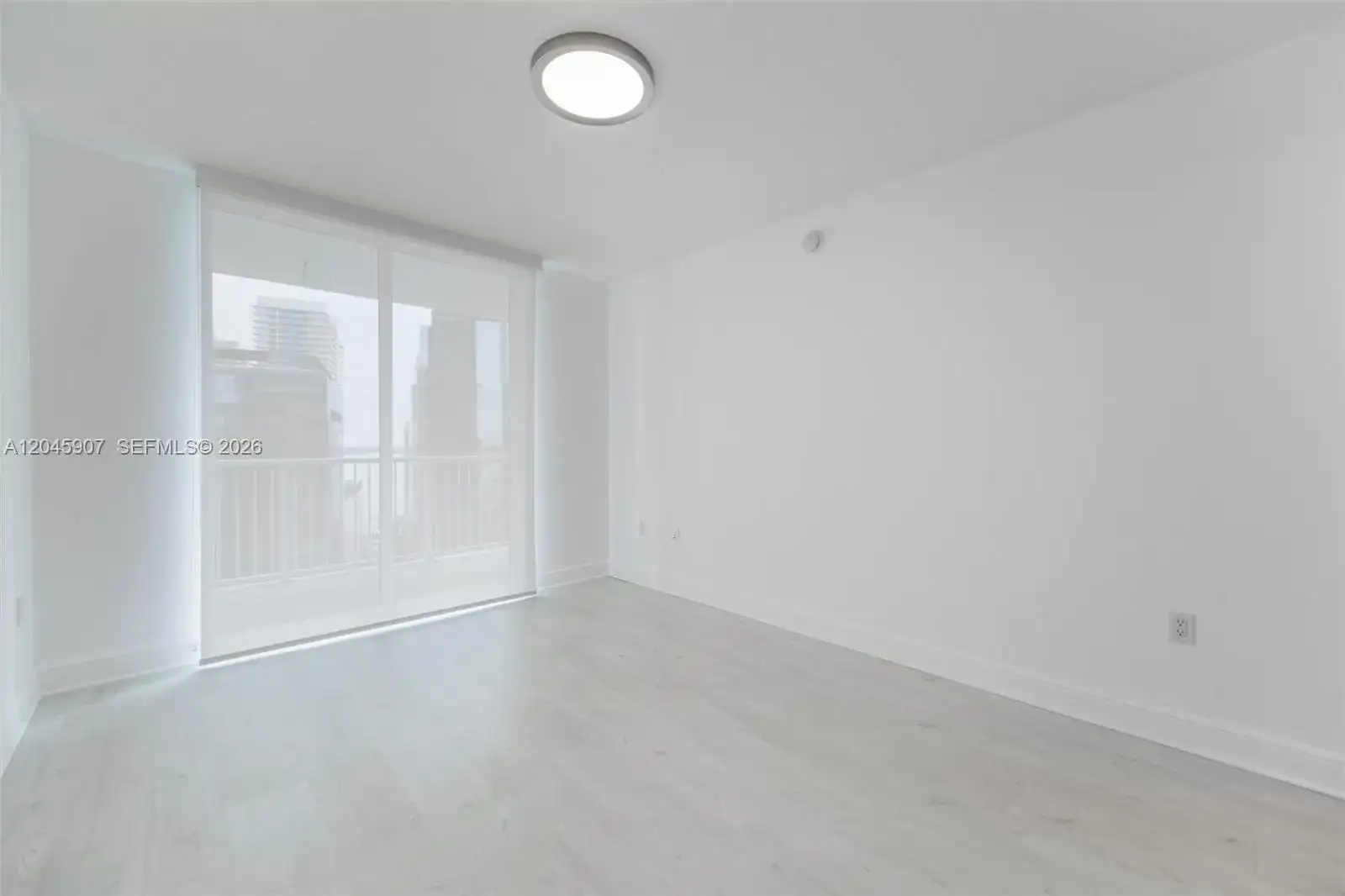 1250 S Miami Ave # 1906, Miami FL 33130 photo 4