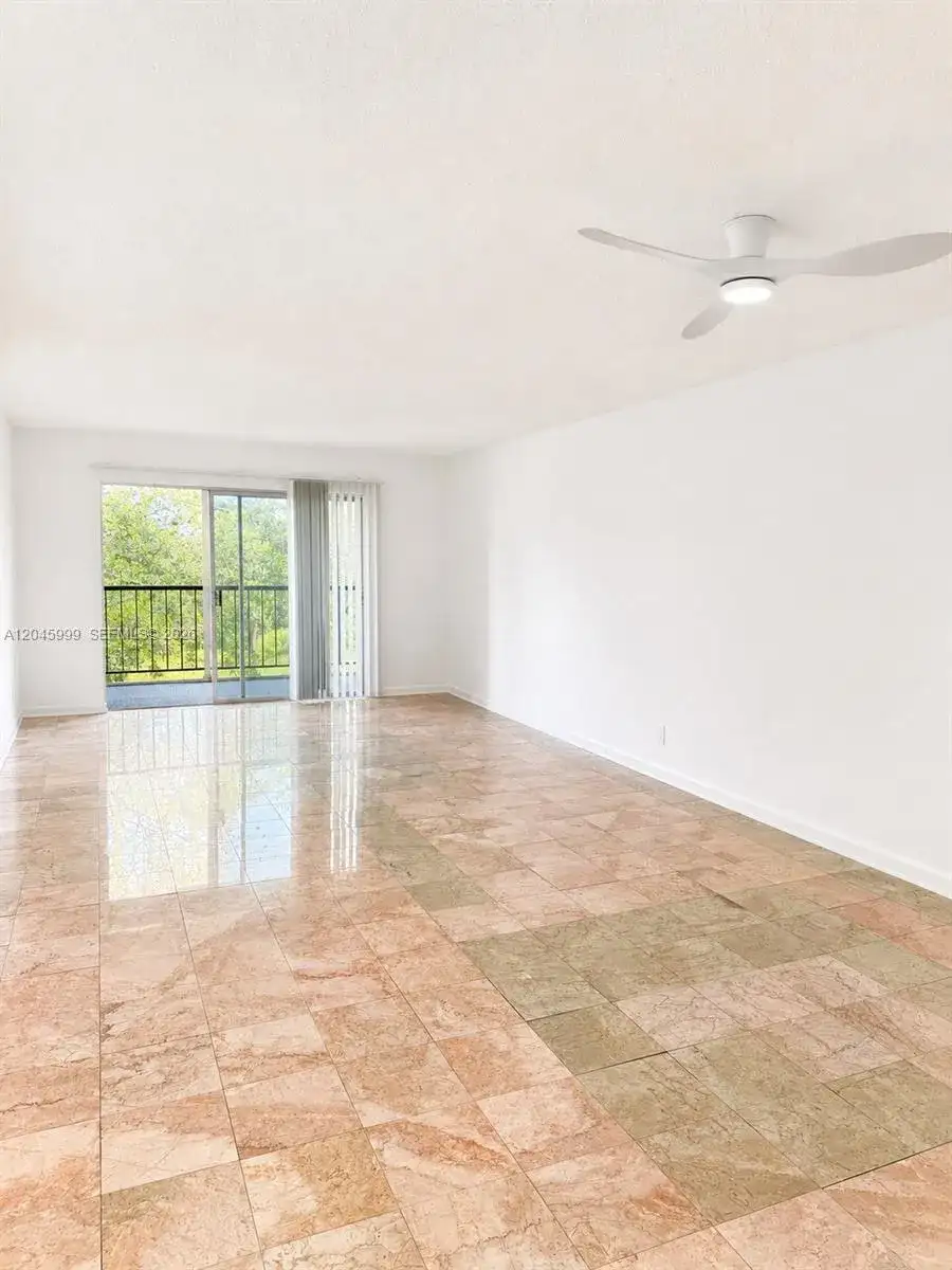 6080 NW 44th St # 410, Lauderhill FL 33319 photo 4