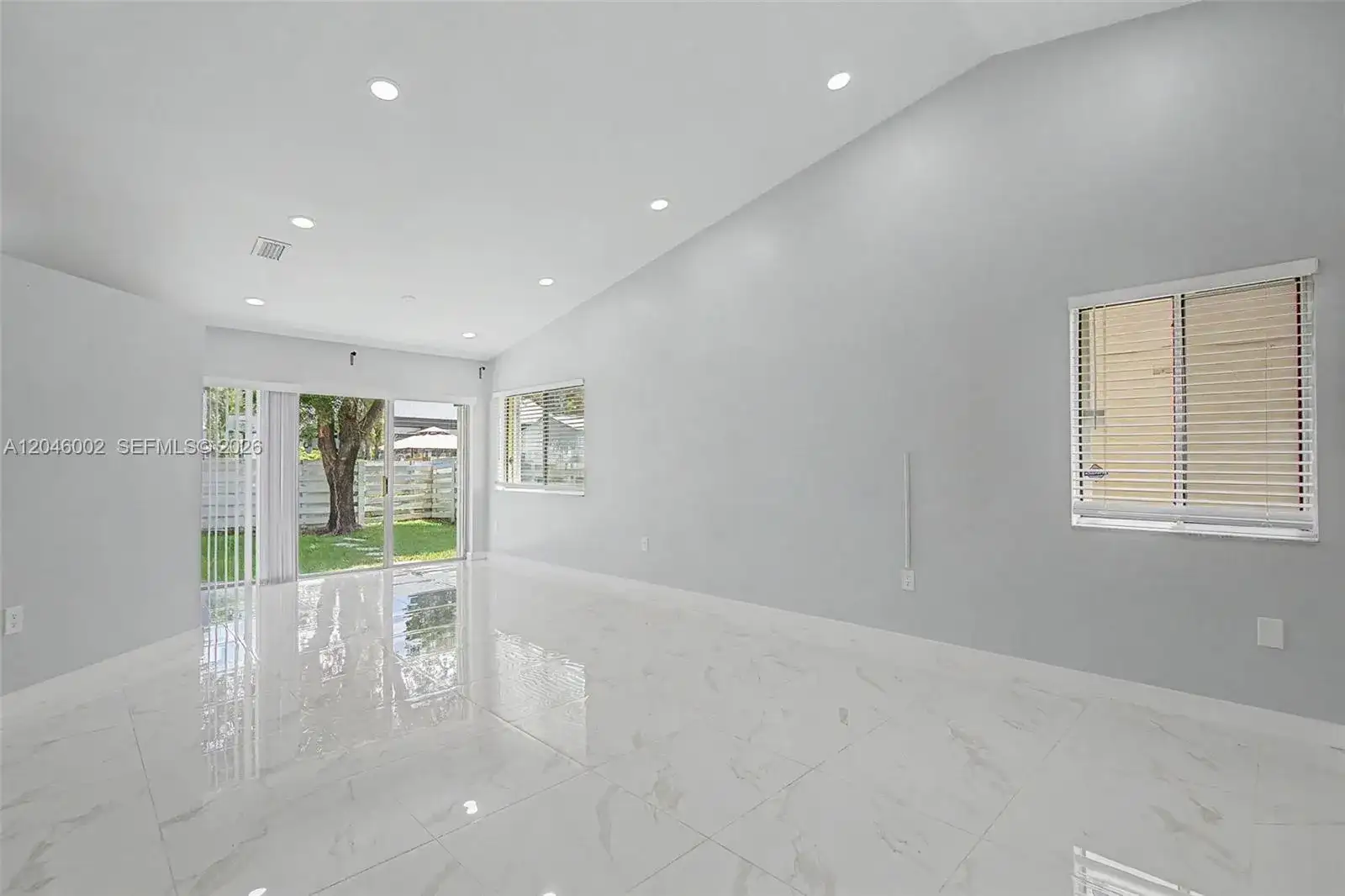 13765 SW 145th St, Miami FL 33186 photo 2
