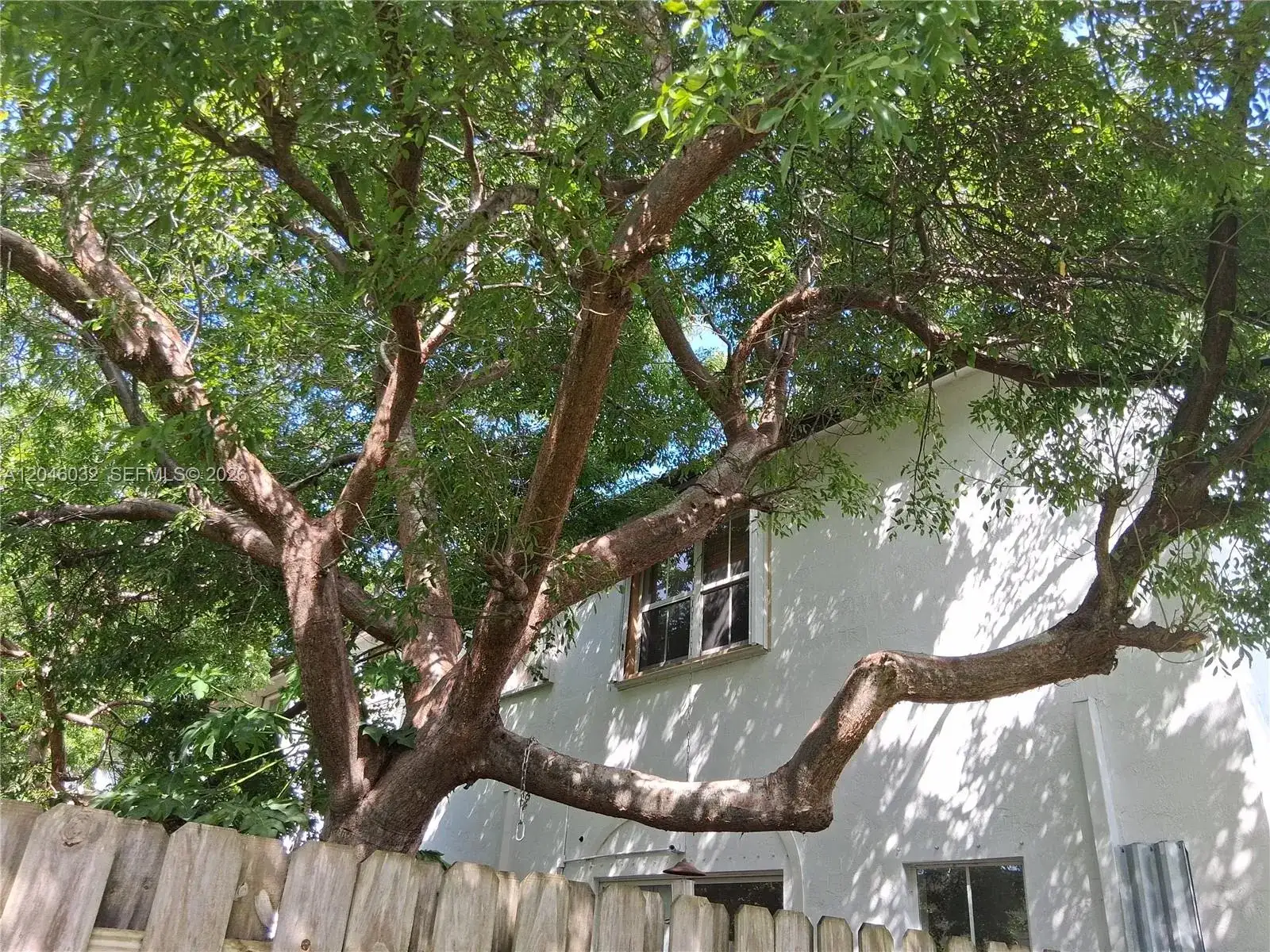1044 NE 30th Ave, Homestead FL 33033 photo 3