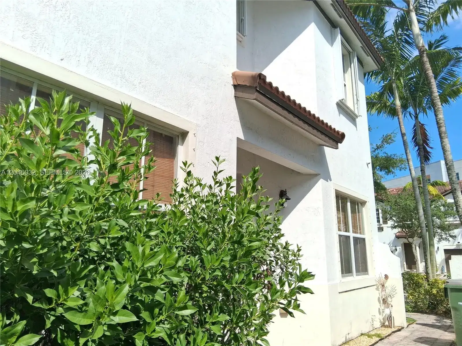 1044 NE 30th Ave, Homestead FL 33033 photo 4