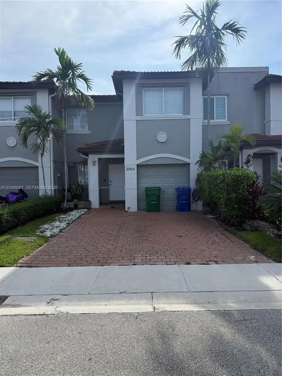 2864 SW 129th Ave, Miramar FL 33027 photo 3