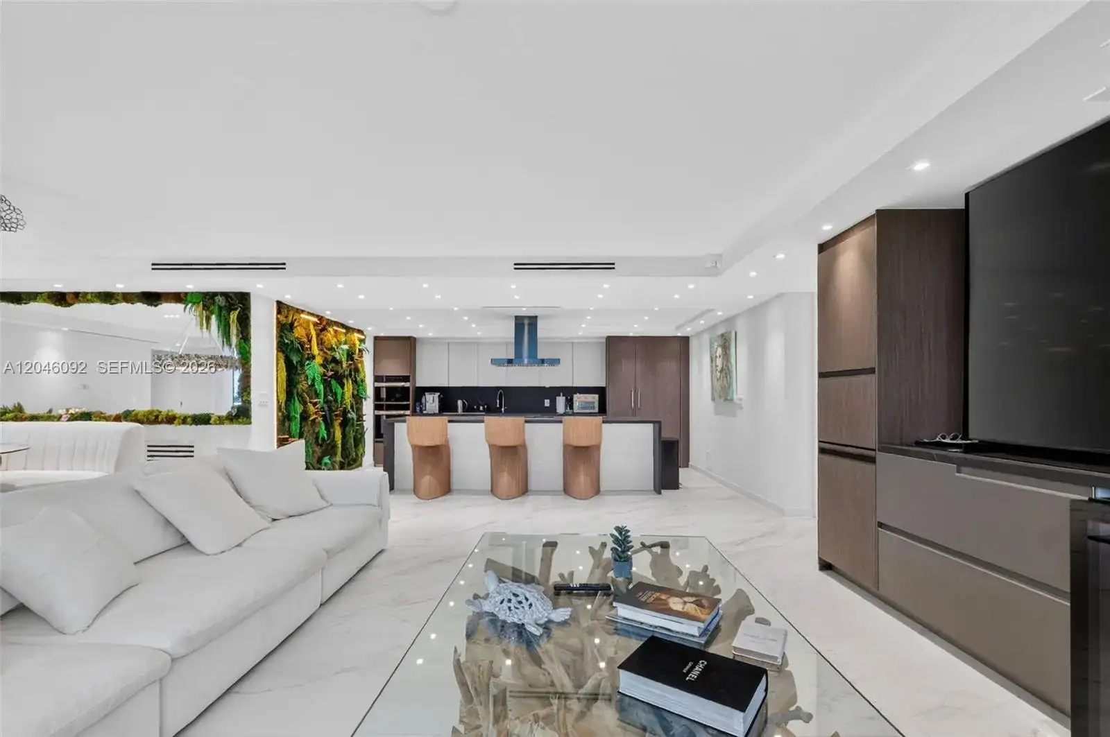 2301 Collins Ave # 443, Miami Beach FL 33139 photo 2
