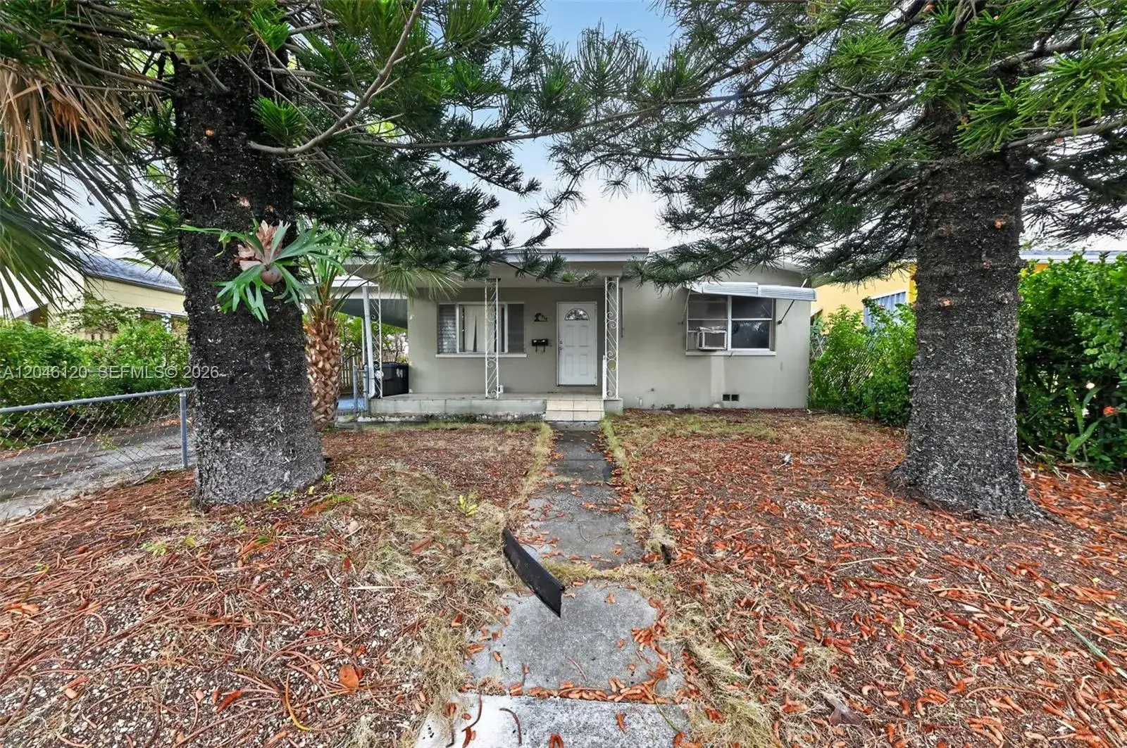 914 N K St, Lake Worth FL 33460 photo 2