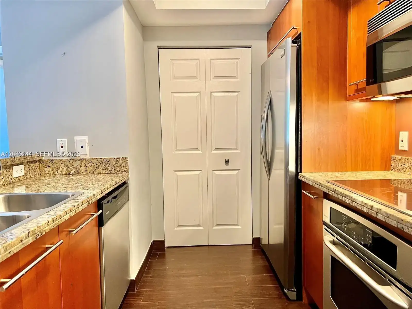110 Washington Ave # 1506, Miami Beach FL 33139 photo 4