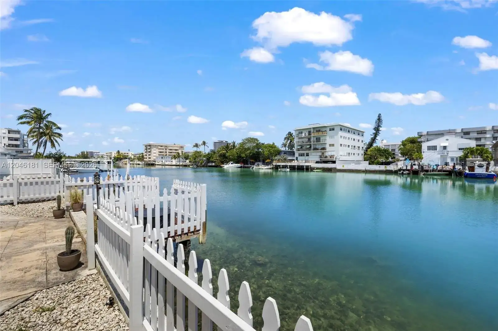 8135 Crespi Blvd # 4, Miami Beach FL 33141 photo 2