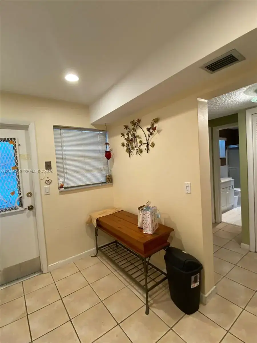 330 SE 2nd St # 403F, Hallandale Beach FL 33009 photo 5