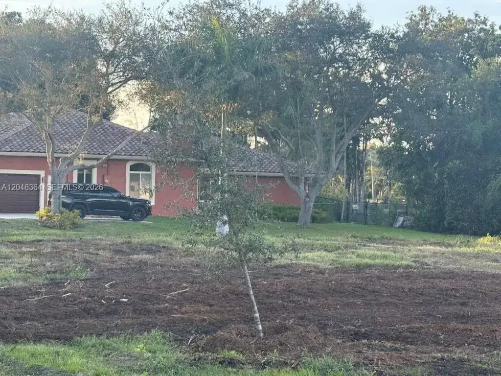 12101 NW 27th Ct, Plantation FL 33323 photo 4