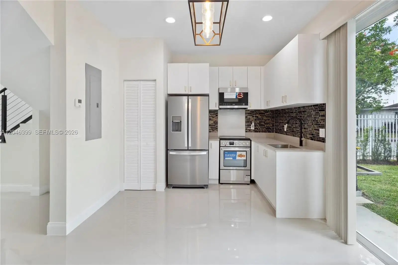 1252 NW 39th St # 1252, Miami FL 33142 photo 4