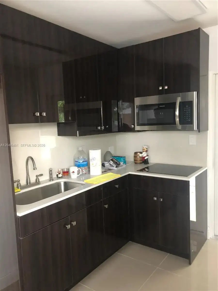 4440 NW 3rd St # 1, Miami FL 33126 photo 2