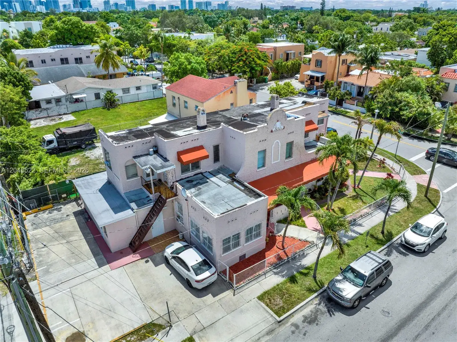 829 SW 19th Ave, Miami FL 33135 photo 4