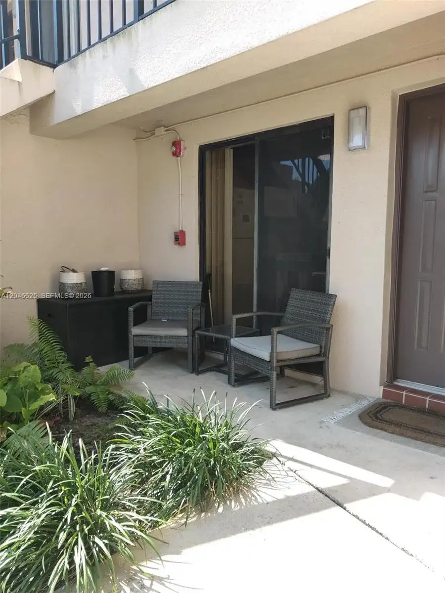 300 E Club Cir # 108, Boca Raton FL 33487 photo 5