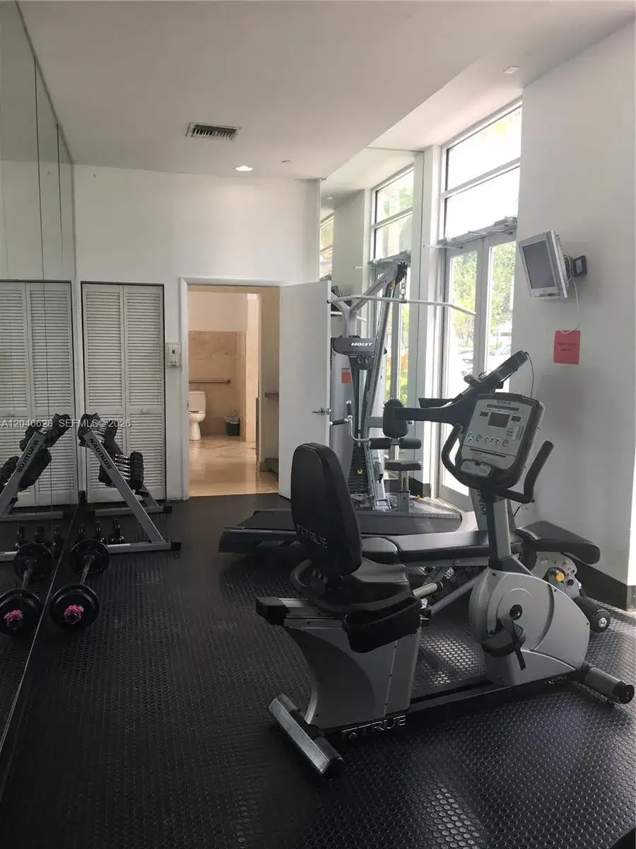 200 Ocean Dr # 3C, Miami Beach FL 33139 photo 4