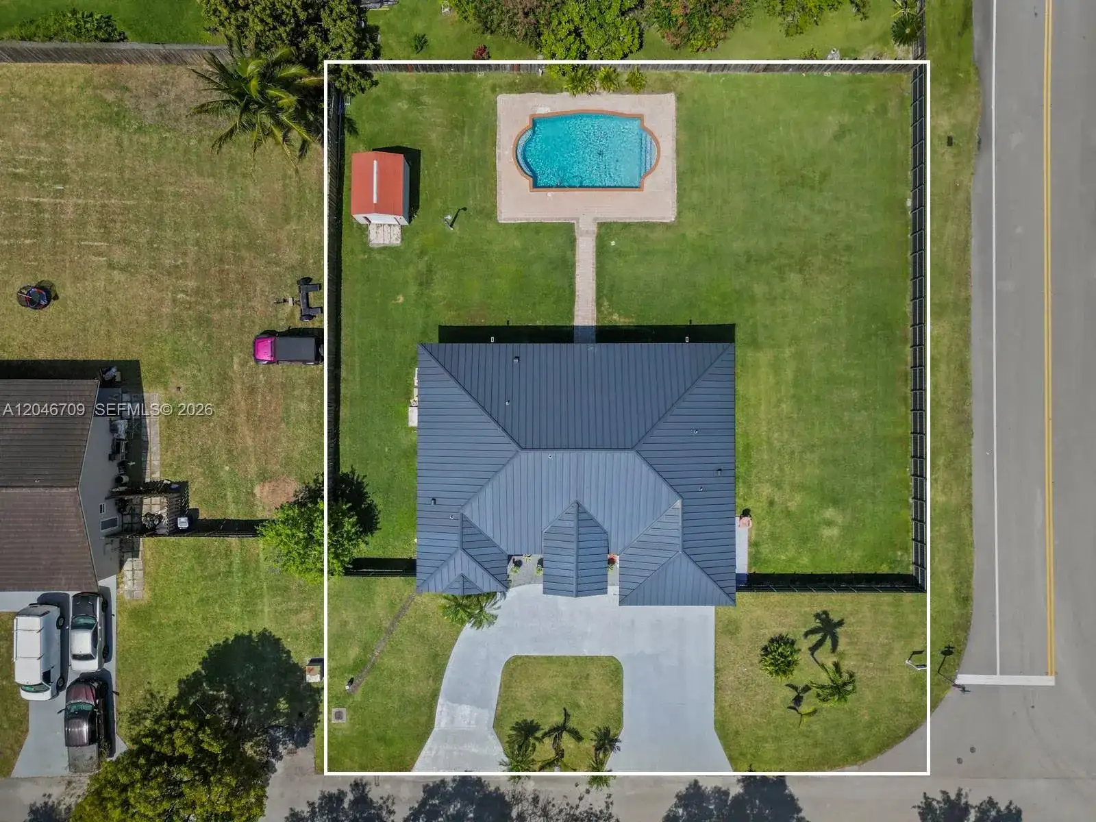 13205 SW 218th Ter, Miami FL 33170 photo 5