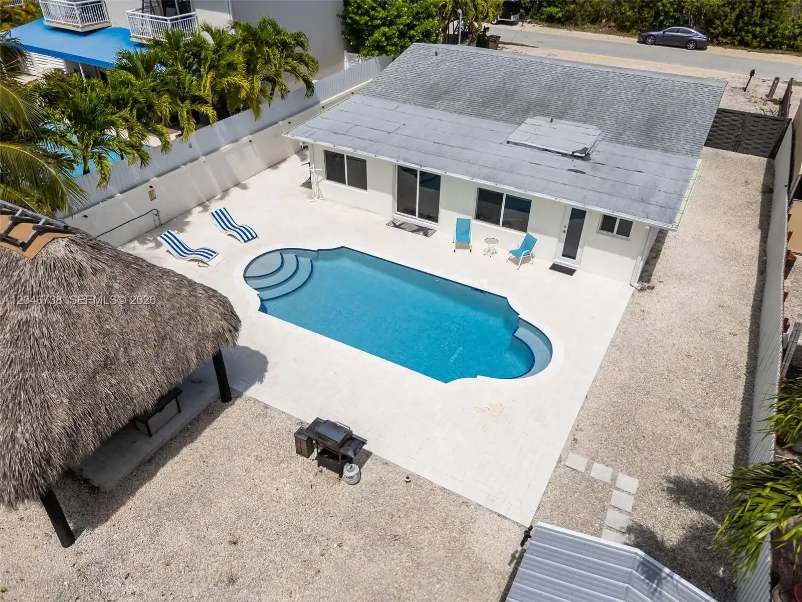 16 Fishermans Trl, Key Largo FL 33037 photo 2