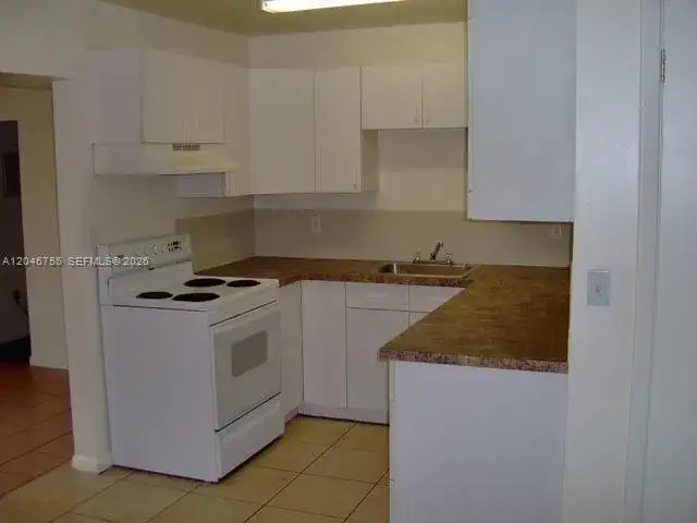 12096 Dolphin Dr, Palm Beach Gardens FL 33410 photo 5