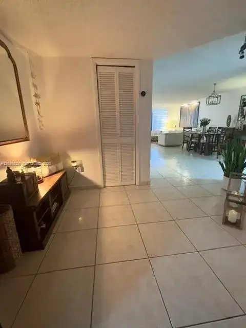 13951 Kendale Lakes Cir # 807A, Miami FL 33183 photo 3