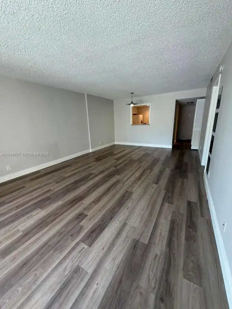 408 NW 68th Ave # 209, Plantation FL 33317 photo 4