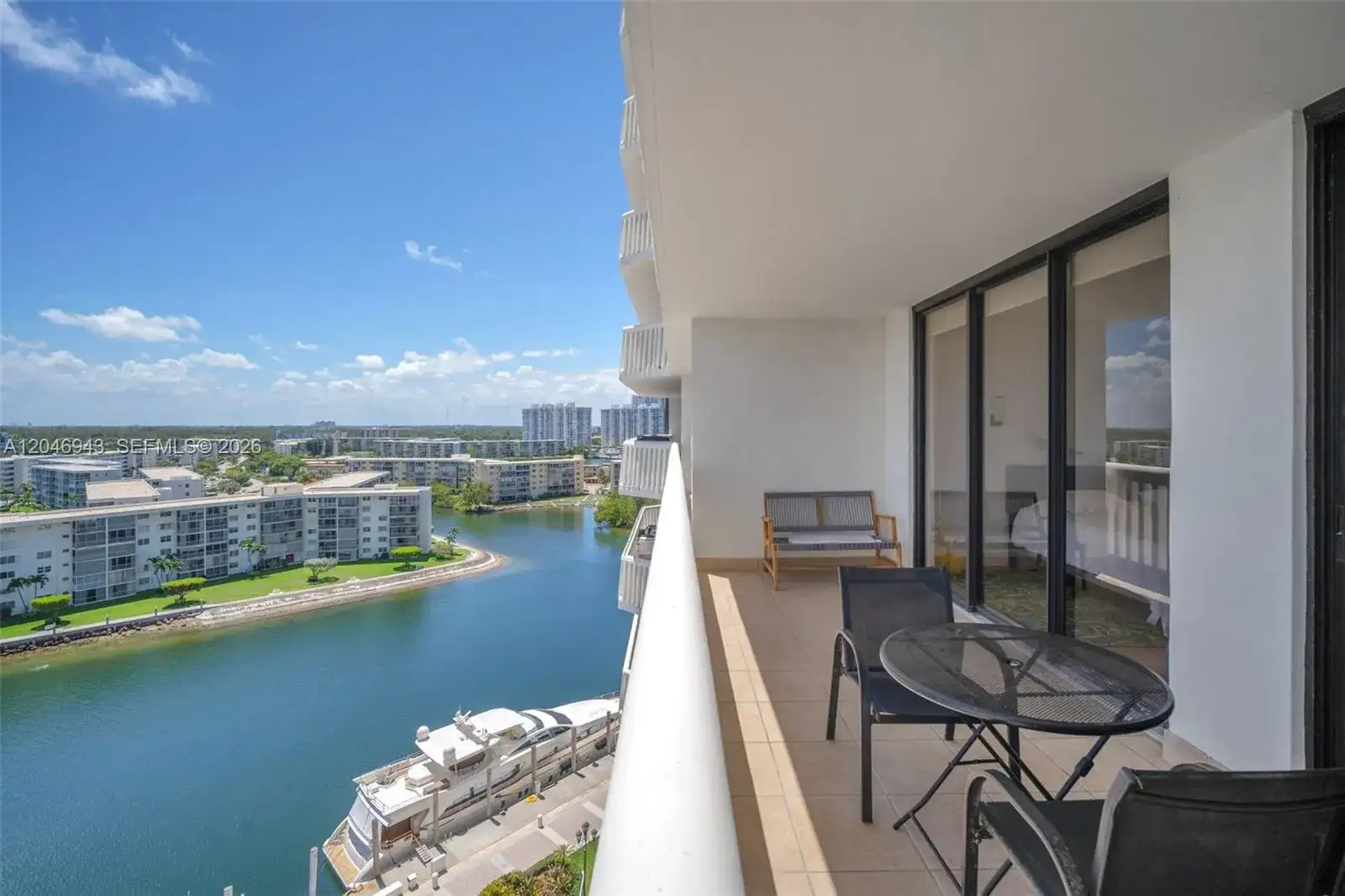 1000 W Island Blvd # 1206, Aventura FL 33160 photo 2