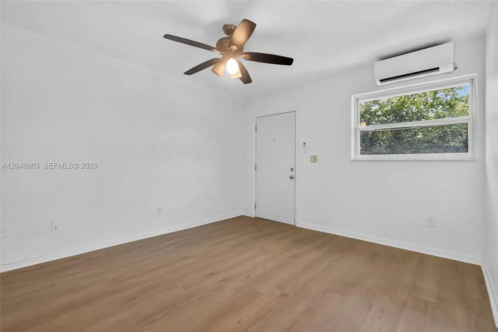 458 SW 9th St # 1, Miami FL 33130 photo 4
