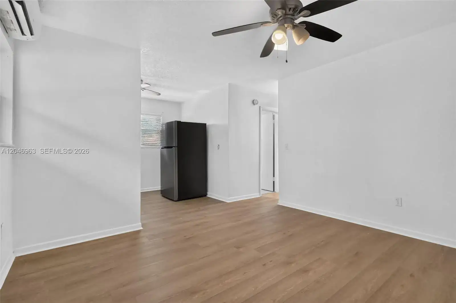 458 SW 9th St # 1, Miami FL 33130 photo 5