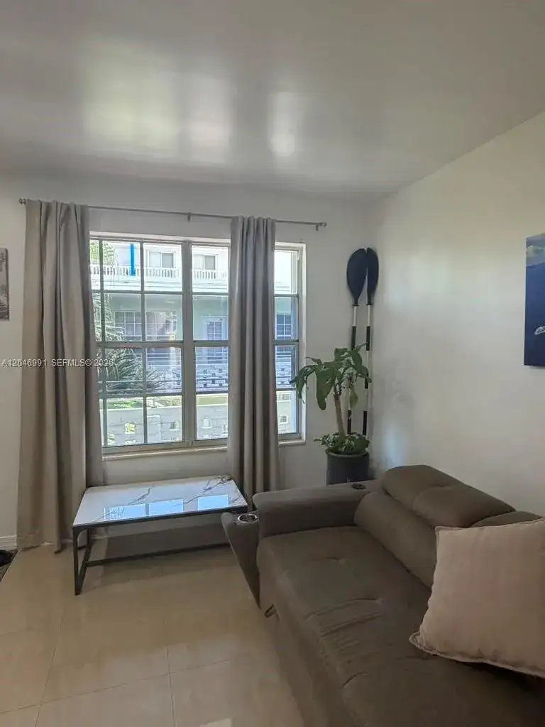 8550 Byron Ave # 2H, Miami Beach FL 33141 photo 5