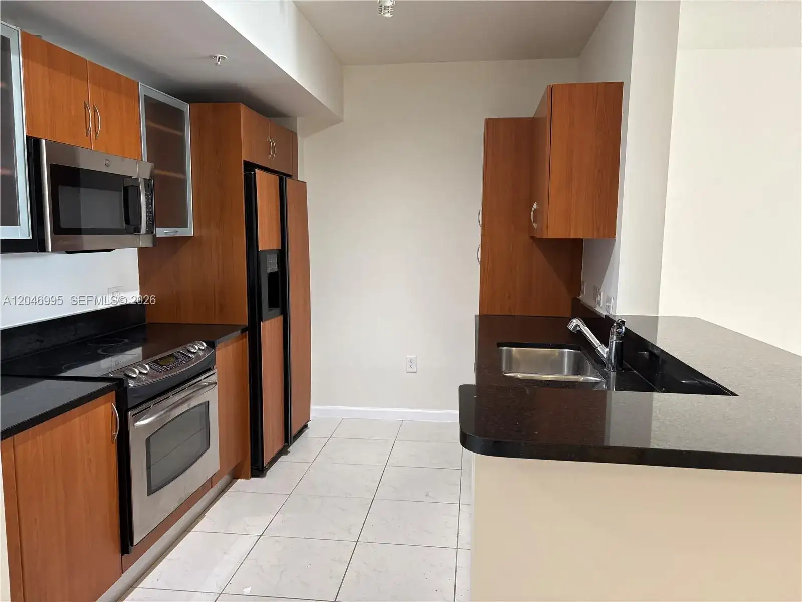 2775 NE 187 St # 628, Aventura FL 33180 photo 4
