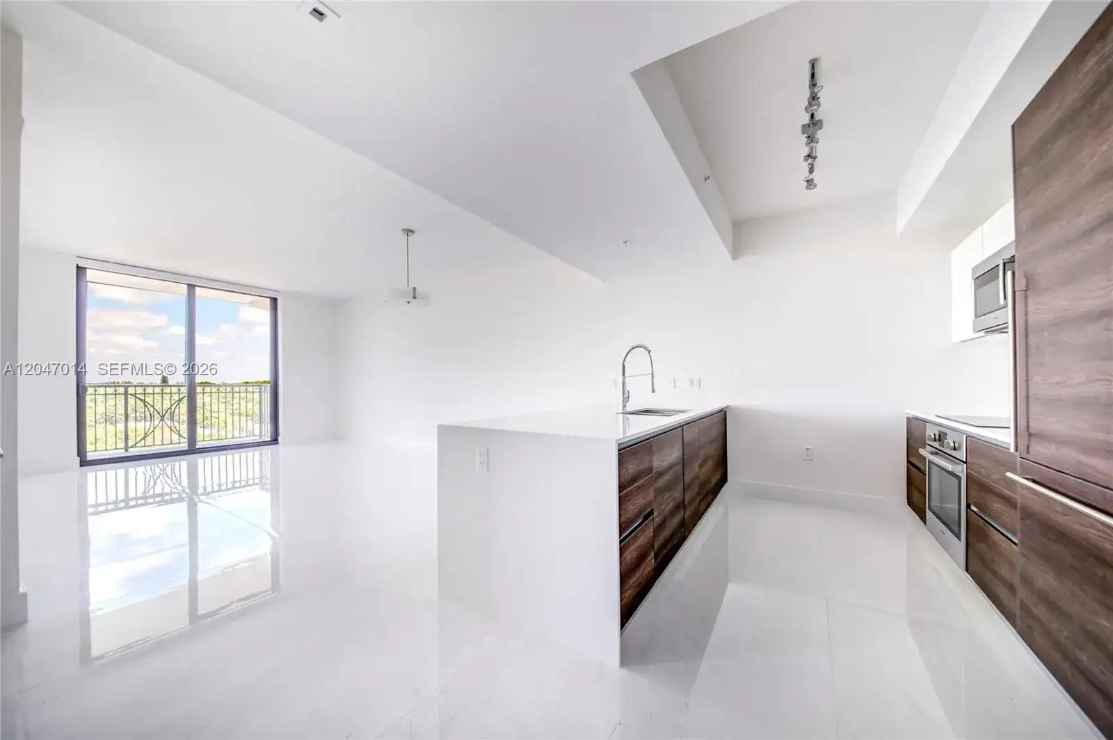 301 Altara Ave # 733, Coral Gables FL 33146 photo 4