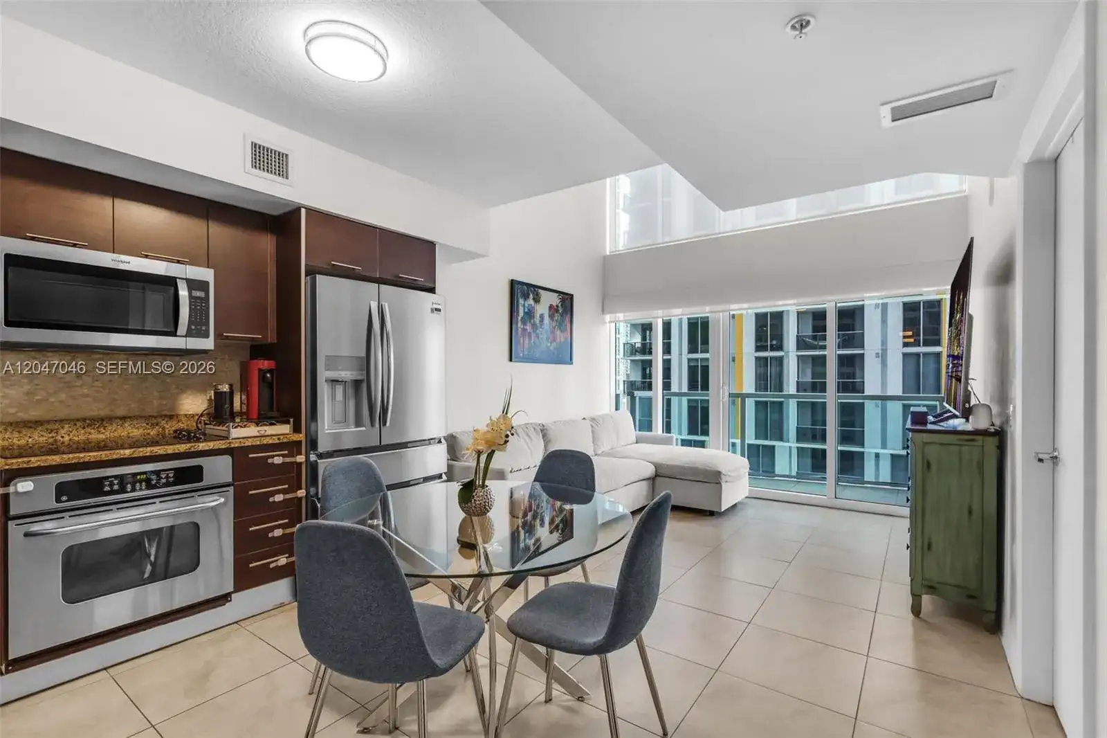 41 SE 5th St # 908, Miami FL 33131 photo 5