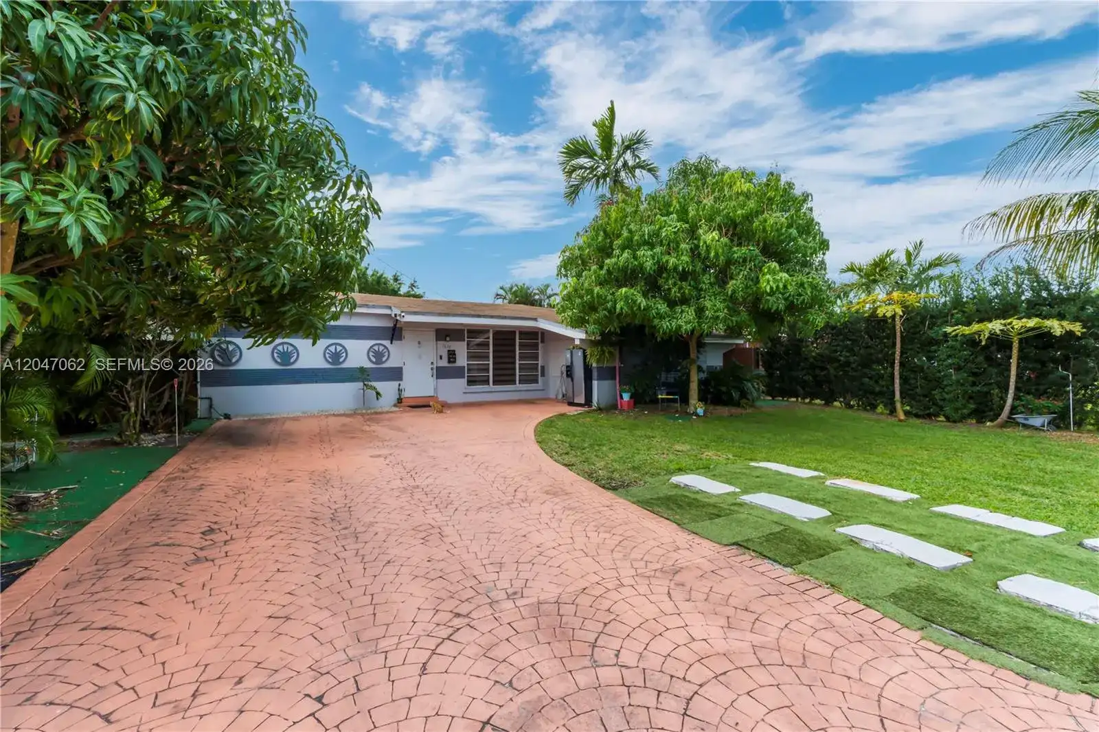 7630 Plantation Blvd, Miramar FL 33023 photo 2