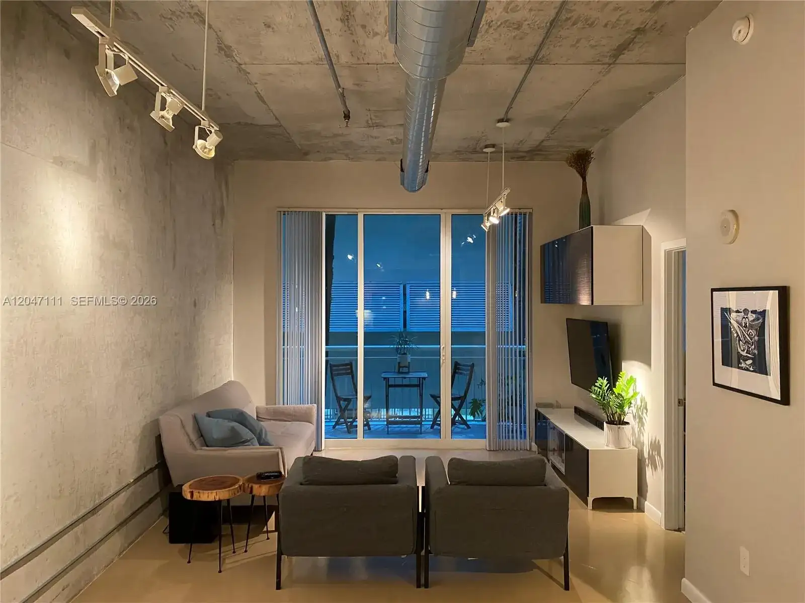 2001 Biscayne Blvd # 3203, Miami FL 33137 photo 2