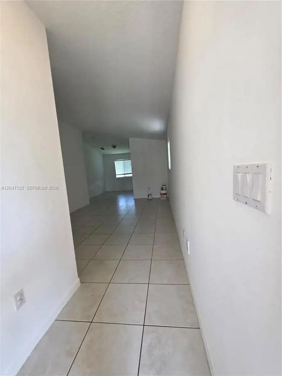 3398 NE 9th Dr # 204, Homestead FL 33033 photo 3