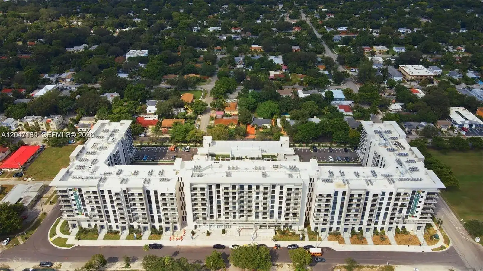 1155 NE 126th St # 302, North Miami FL 33161 photo 2