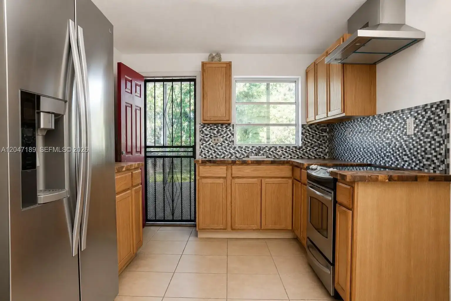 861 W 32nd St, Hialeah FL 33012 photo 3