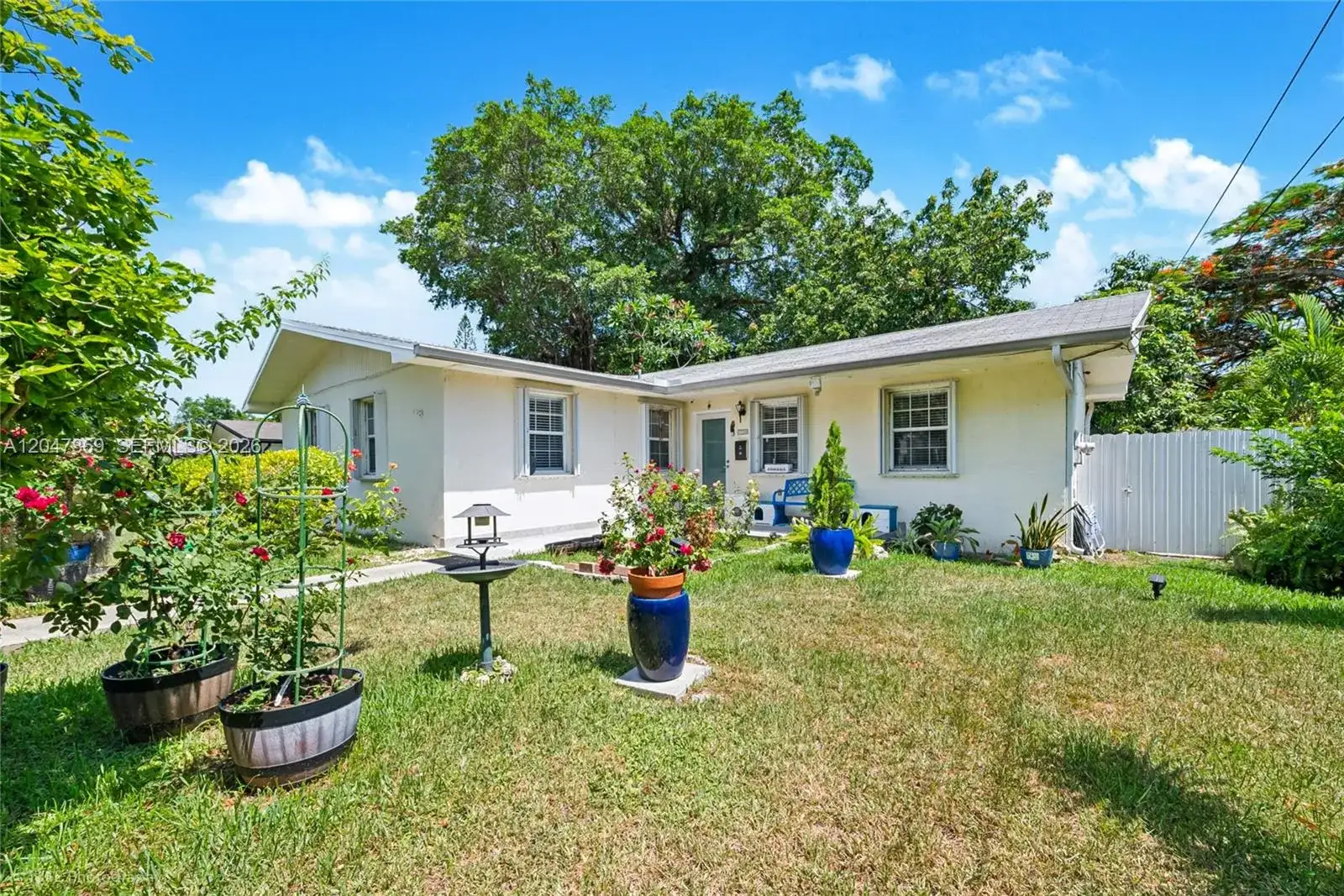 3750 Percival Ave, Miami FL 33133 photo 2