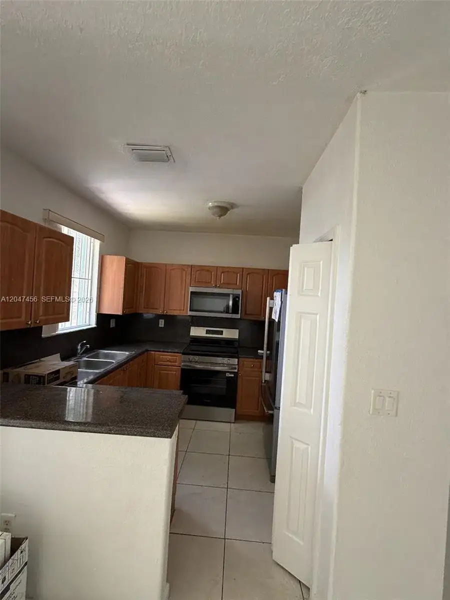2432 SE 14th Ave # 277, Homestead FL 33035 photo 2