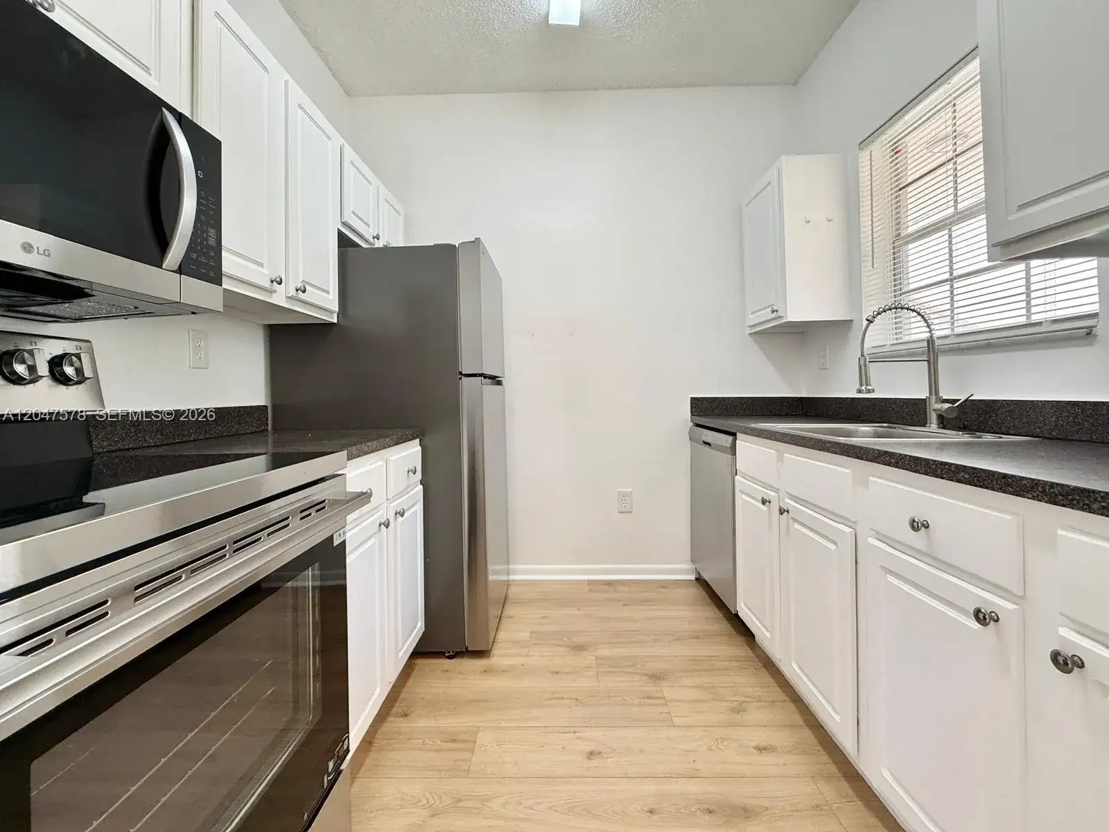 2151 NW 96th Ter # 15G, Pembroke Pines FL 33024 photo 4